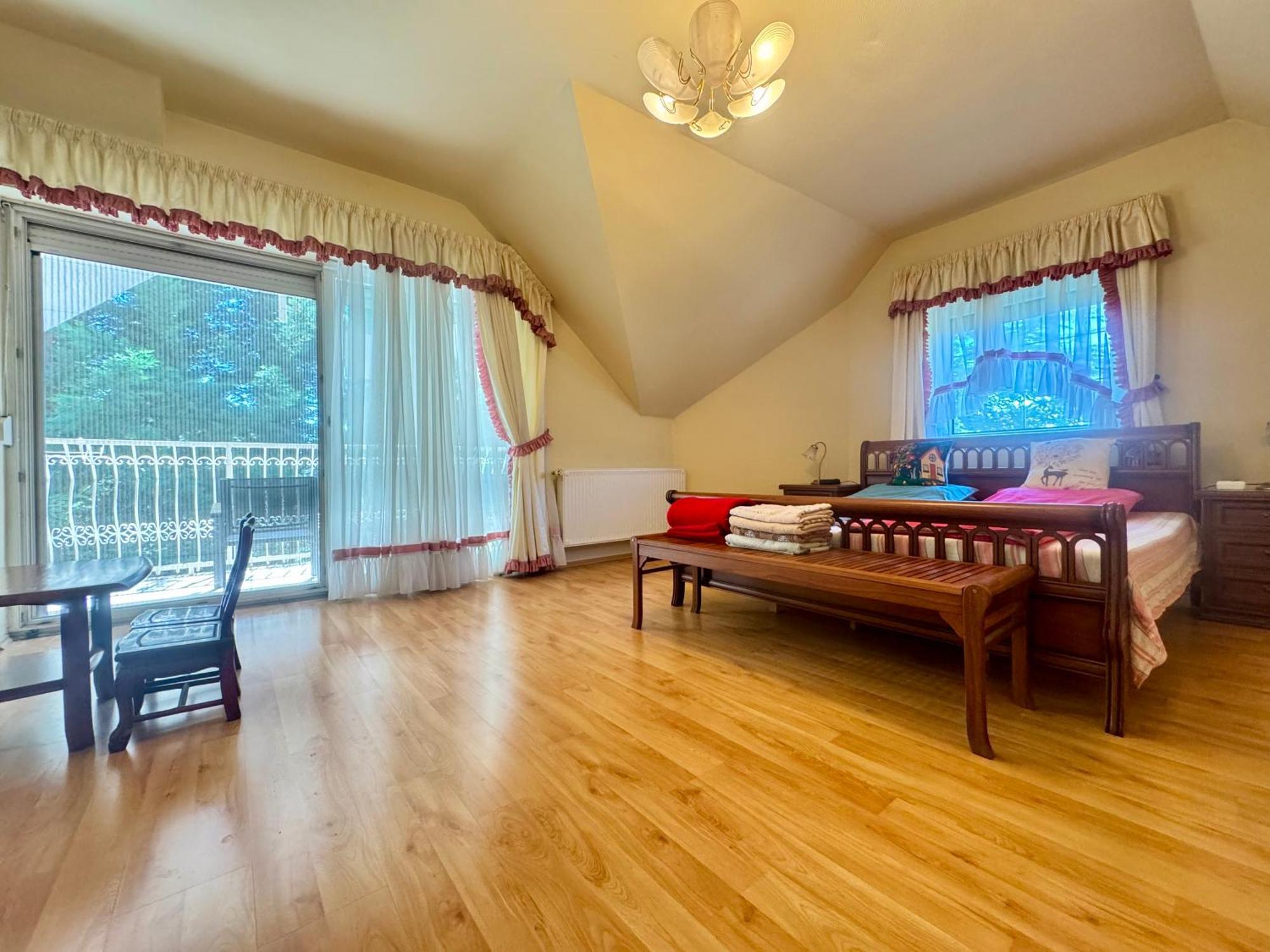 Apollo Inn ヴァレンツァ エクステリア 写真